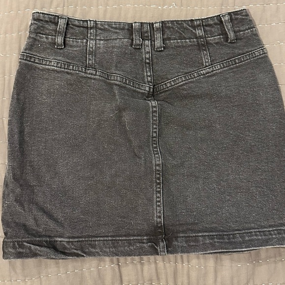 Free People Black Denim Mini Skirt size Women’s 27 - Picture 2 of 3